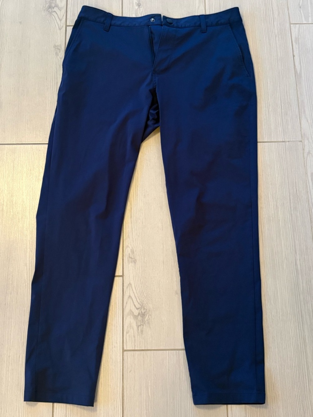 RHONE Commuter Pant Slim. Size 32 |31 Navy